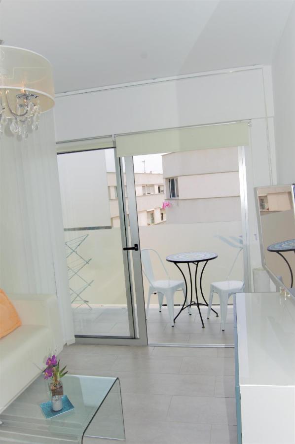 Cozy & Confortable Junior Suite By Bristo Sunset # Good Wifi, Terrace And Pool كوراليهو المظهر الخارجي الصورة